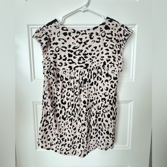 Savanna Jane Leopard and Floral Embrace Blouse Size Small - Picture 2 of 9